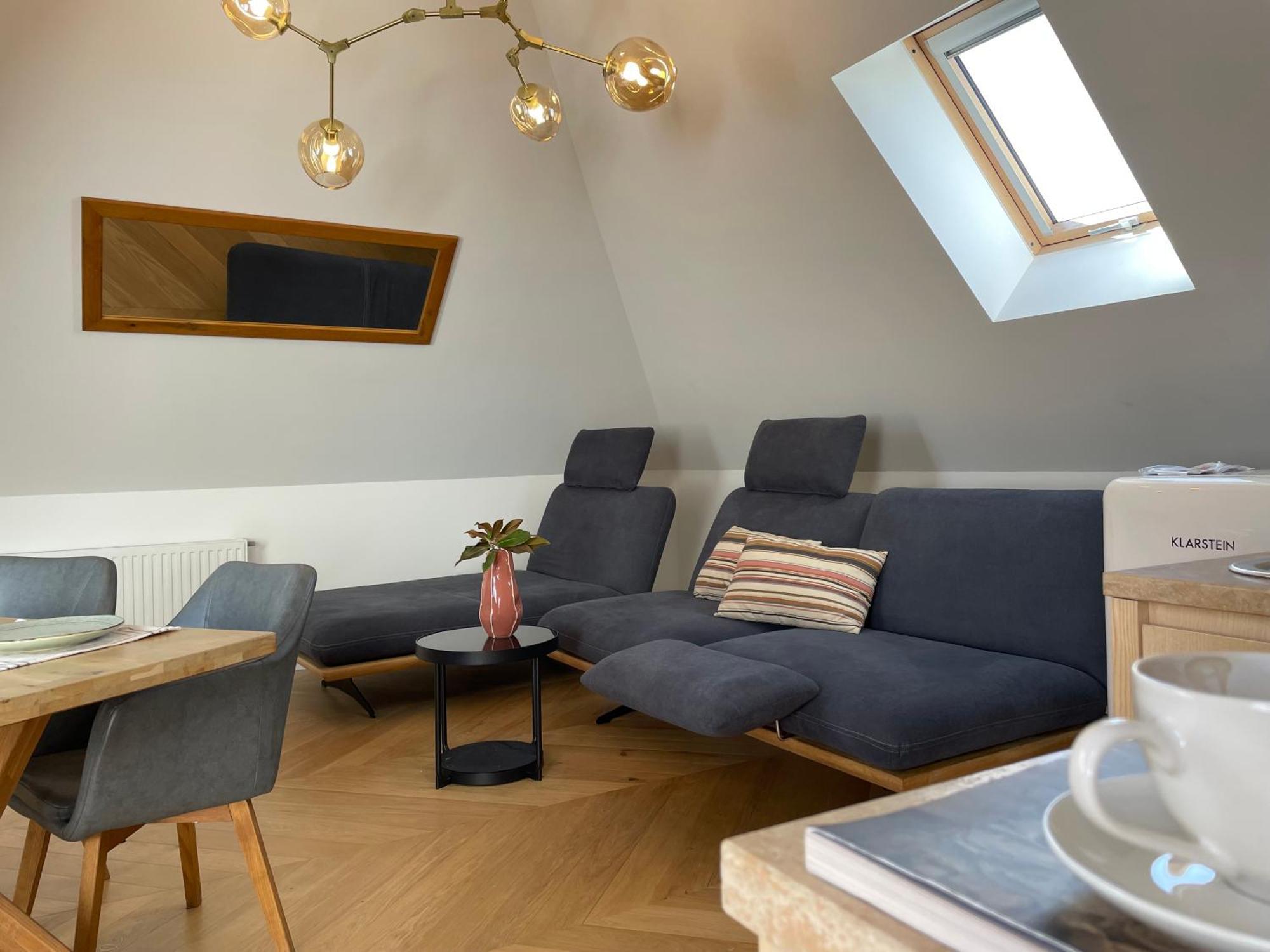 Frida Apartman, Exkluziv Varpanoramaval, A Belvaros Sziveben, Ingyenes Parkolassal 维斯普雷姆 外观 照片